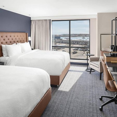 Courtyard By Marriott Portland Downtown/Waterfront Hotel Exterior foto