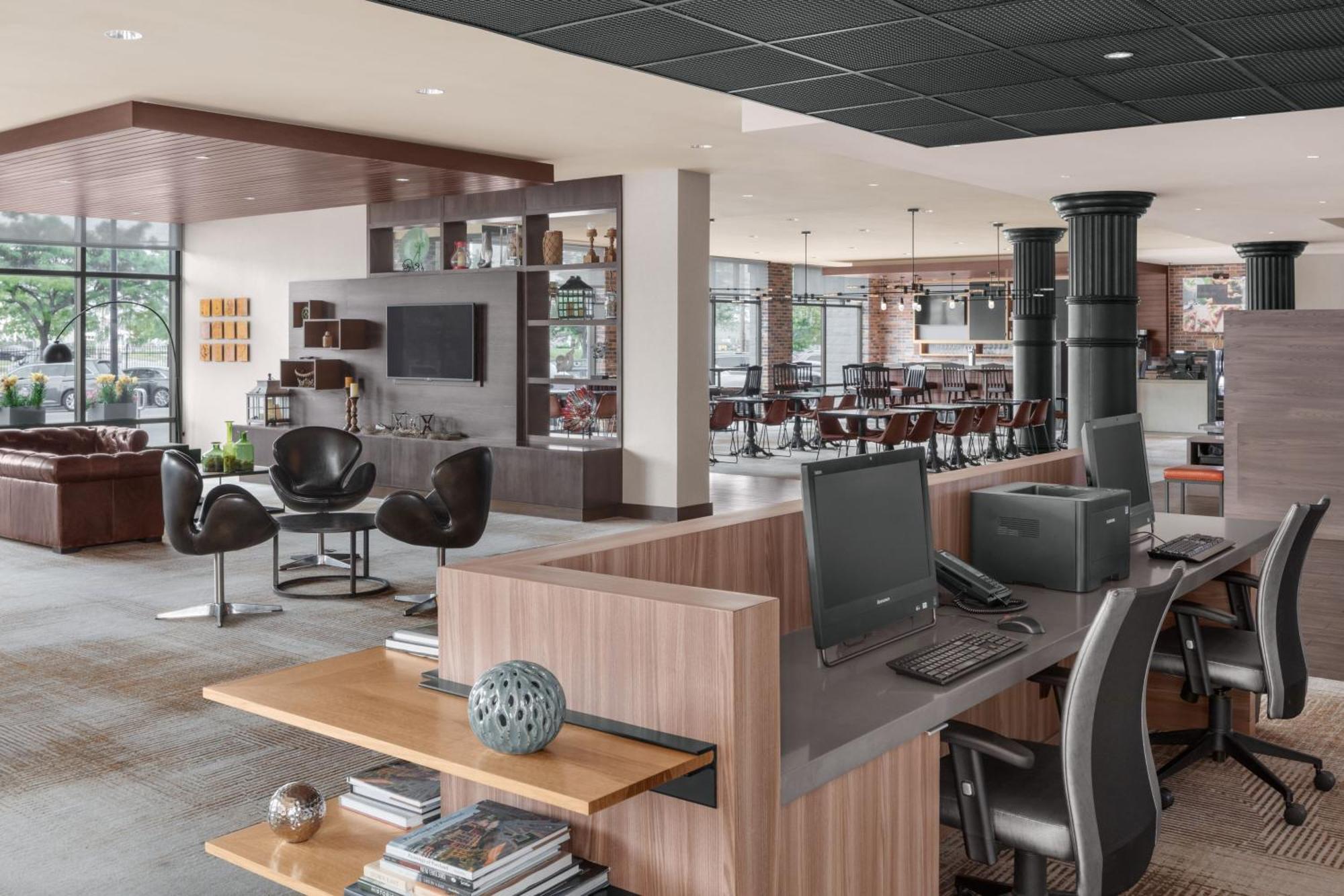 Courtyard By Marriott Portland Downtown/Waterfront Hotel Exterior foto